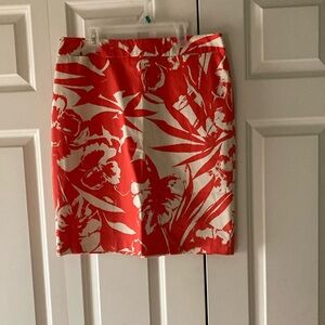New York & Co. women’s floral print skirt size 8 reddish orange & white summer